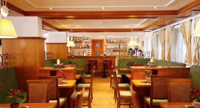TH Corvara Greif Hotel, La Villa & Corvara ski chalet, image 3